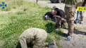 Imagini emoționante din Ucraina. 75 de prizonieri eliberați din Rusia îngenunchiază și sărută pământul. Mulți sunt răniți și bolnavi - VIDEO