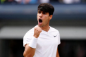Carlos Alcaraz, campion la Wimbledon 2024 împotriva unui Novak Djokovic de nerecunoscut - VIDEO