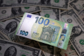 Curs valutar BNM pentru 6 august. Cât costă astăzi un euro și un dolar - FOTO