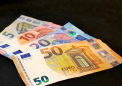 Curs valutar BNM pentru 7 august. Cât costă astăzi un euro și un dolar - FOTO
