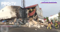 Kievul a fost din nou ținta rachetelor rusești. Resturile de la proiectile au rănit cel puțin 3 oameni și au provocat pagube majore - VIDEO
