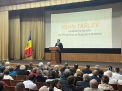 Înconjurat de susținători și funcționari din perioada când era în fruntea Guvernului, candidatul desemnat de Partidul pentru Viitorul Moldovei, Vasile Tarlev, s-a lansat în campania electorală - VIDEO