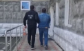 Poliția informează despre o nouă escrocherie: Infractorii se prezintă drept angajații unei bănci comerciale și fură banii. Doi suspecți, reținuți - VIDEO