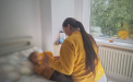 Copilul de doi ani care a căzut în puțul unui lift din Ungheni a fost externat