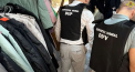 Marfă fără acte de proveniență legală, în valoare de circa un milion de lei, depistată în mai multe centre comerciale din Cahul și Vulcănești. Trei persoane - cercetate în stare de libertate - VIDEO