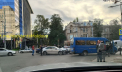 Trei mașini au fost avariate, după ce s-au lovit violent pe o stradă din capitală. O persoană a avut nevoie de îngrijiri medicale - FOTO