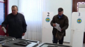 „Eu omul îl văd după ochi că nu-i de încredere”. Ce părere au alegătorii despre cei 11 candidați înscriși în cursa electorală - VIDEO