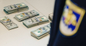 Două femei - documentate, după ce ar fi încercat să iasă din țară cu mii de lire, euro și dolari, fără a declara banii, pe Aeroportul Internațional Chișinău - FOTO
