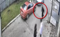 Ar putea sta până la șapte ani în închisoare, după ce a furat două telefoane mobile. Un bărbat din capitală - plasat în arest pentru 30 de zile - VIDEO 
