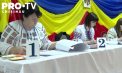 Atmosferă deosebită în unele secții de vot în capitală: Alegătorii au fost întâmpinați cu muzică, iar observatorii au purtat ii - VIDEO