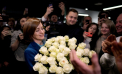 S-a aplaudat și scandat mesaje de felicitare: Atmosfera de sărbătoare de la sediul de campanie al candidatului Maia Sandu - VIDEO 