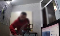 „S-a făcut” cu 32 mii de lei, dar s-ar putea alege cu închisoare de până la patru ani. Un tânăr din Telenești - surprins cum fură telefoane din magazin - VIDEO