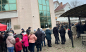 Prezență mare la vot, în Republica Moldova: La secțiile din Chișinău s-au format cozi. Românii își aleg Senatul și Camera Deputaților - VIDEO