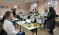 Românii își aleg Legislativul de Ziua Națională. În secțiile de votare din Republica Moldova s-a creat atmosferă de sărbătoare - FOTO/ VIDEO