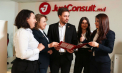 Caravana carierelor la JustConsult! Dacă eşti în căutarea unui job, compania îţi oferă nu doar funcţia potrivită, dar şi potenţial de creştere şi un mediu prietenos de lucru - VIDEO
