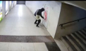 Pereții unei subterane din capitală au fost vandalizați, iar momentul a fost suprins de camerele de supraveghere: „Artistul” urmează să fie identificat - VIDEO