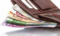 Curs valutar BNM pentru 4 decembrie. Cât costă astăzi un euro și un dolar - FOTO