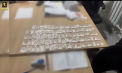 A fost prins în flagrant în timp ce plasa droguri în ascunzișuri din capitală. Un bărbat - plasat în arest pentru 30 de zile. Ce a găsit poliția în mașina acestuia - VIDEO
