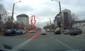 Momentul în care două automobile se lovesc la o intersecție din capitală - surprins de o cameră de bord. Ce spune poliția - VIDEO