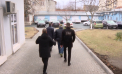 Angajații Primăriei Chișinău reținuți în urma perchezițiilor de amploare ar fi trucat mai multe licitații pentru a favoriza anumiți agenți economici, iar în schimb primeau până la 15 la sută din valoarea contractelor - VIDEO