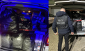 Un microbuz încărcat cu mărfuri fără acte justificative, depistat de IGPF - VIDEO
