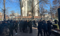 Agricultorii protestează în fața Parlamentului. Aceștia cer aprobarea celor cinci revendicări înaintate și scandează : „Ieșiți afară” - FOTO/ VIDEO