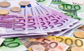 Curs valutar BNM pentru 24 decembrie. Cât costă astăzi un euro și un dolar - FOTO