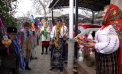 Tradiții frumoase la Năvîrneț, Fălești. În ajun de anul nou se merge cu capra - VIDEO