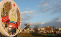 Crește îngriorarea în stânga Nistrului, în condițiile în care vremea se răcește. Un grup de tineri din Tiraspol au făcut un rug în fața blocului, unde s-au încălzit și au gătit - VIDEO  