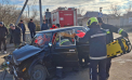 Salvatorii au intervenit la descarcerarea a patru persoane în urma unor tragice accidente produse în Ștefan Vodă și Fălești. Imagini din timpul intervenției - FOTO