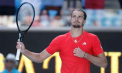 Carlos Alcaraz, Alexander Zverev și Novak Djokovic și-au câștigat biletele în optimile turneului de Mare Șlem - VIDEO
