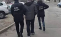 Un bărbat din capitală - reținut pentru 72 de ore, după ce a încercat să corupă un polițist de frontieră, pentru a organiza intrarea ilegală în Moldova a recruților din Ucraina - VIDEO