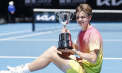 La juniori, Henry Bernet, un elvețian minune pe care mulţi îl văd urmașul lui Federer, s-a impus în faţa unui american, chiar de ziua sa. Proba la fete de la Australian Open, a fost câștigată de o japoneză - VIDEO