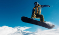 Performanță istorică: Un japonez de 19 ani reușește primul salt de 2340 de grade pe snowboard - VIDEO