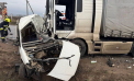 Tragic. Un adolescent a murit, după ce s-a lovit violent cu mașina într-un camion, lângă Vulcănești: Acesta a luat automobilul de la un cunoscut. Imagini de la locul impactului - VIDEO