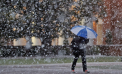 Vin ninsorile. Meteorologii au emis cod GALBEN de lapoviță și ninsoare în centrul și sudul țării: Pe drumuri se va forma ghețuș - VIDEO 
