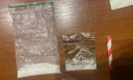 A încercat să intre în Moldova cu două pachețele de droguri. Un străin - reținut pe Aeroportul Internațional Chișinău. Unde erau ascunse substanțele narcotice - FOTO