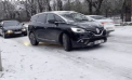Ninsoarea slabă și poleiul, au îngreunat traficul rutier în nordul țării. La Bălți, șoferii s-au plâns pe drumurile necurățate: „E foarte lunecos, nu s-a făcut nimic și nu s-au pregătit cu nimic” - VIDEO