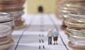 În ultimii ani deficitul la sistemul de pensii a crescut de peste 6 ori. Analiștii economici spun că diferența dintre ce încasează statul și pensiile pe care le plătește se adâncește de la an la an. Care este motivul - VIDEO