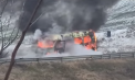 Clipe de groază pentru șase moldoveni care plecau în România. Doi dintre ei au fost răniți, după ce microbuzul în care se aflau a luat foc, în urma unui accident, la Iași. Detaliile MAE - VIDEO