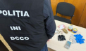 Un bărbat din capitală - reținut pentru 72 de ore, după ce a fost prins că plasa droguri în ascunzișuri. Câți ani ar putea sta la pușcărie - VIDEO