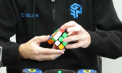 A fost bătut recordul mondial la rezolvarea cubului Rubik. Un băiat de 11 ani din China a avut nevoie de puțin peste trei secunde pentru a reuși performanța incredibilă - VIDEO