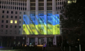 Clădirea Parlamentului, iluminată în culorile steagului Ucrainei - FOTO