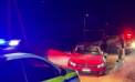 A urcat băut la volan și când a fost prins de agenții de patrulare a încercat să fugă. Un tânăr reținut de polițiști la Strășeni. Imagini, surprinse din mașina de poliție - VIDEO 