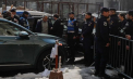 Cum a ajuns Călin Georgescu în cîrje la Parchetul General din România - GALERIE FOTO