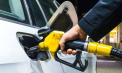 Vești bune pentru șoferi. Carburanții se ieftinesc în acest weekend. Noile prețuri stabilite de ANRE - FOTO