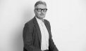  „Va rămâne în memoria colegilor drept un om de o aleasă cultură”. Iurie Zubcu, traducător al ședințelor Parlamentului, s-a stins din viață