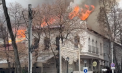 „Ce strășnicie pe strada pietonală.” Noi imagini de la locul incendiului din centrul capitalei, unde un local a luat foc. Focul a cuprins tot acoperișul. Peste 100 de angajați IGSU au intervenit - FOTO/VIDEO
