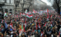 Proteste și la Budapesta. Zeci de mii de oameni au ieșit în stradă, la scurt timp după ce premierul Viktor Orban și-a numit adversarii gândaci care trebuie curățați - VIDEO