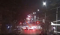 Un șofer ar putea rămâne fără permis de conducere, după ce a fost la un pas de a lovi mai multe persoane care traversau regulamentar strada. Imagini surprinse de camerele de supraveghere - VIDEO